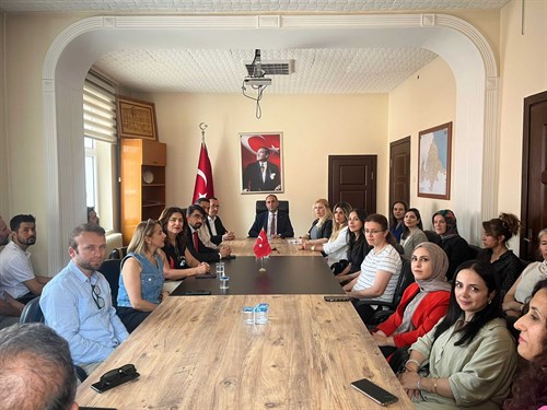 Eğitim Çalışanları Başarı Belgesi Takdim Töreni